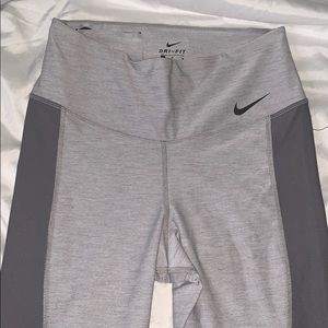 Nike workout leggings